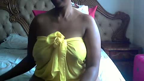 Snapshot of pearassmmm chatting on 11, 2, 2025 pearassmmm online show from 11, 2, 2025