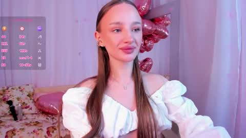 Snapshot of pearl_bloom chatting on 14, 2, 2026 Sex Leah online show from 14, 2, 2026