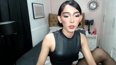 Pearl online show from 12, 2, 2025