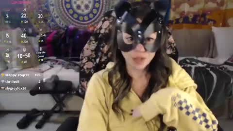 NEXT CHILL SESH  1130 930pm -ish PEEK online show from 16, 1, 2025