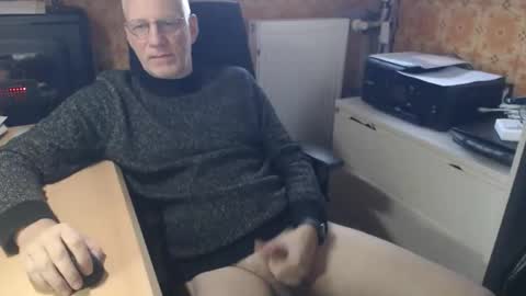 Pemue65 online show from 2, 12, 2025