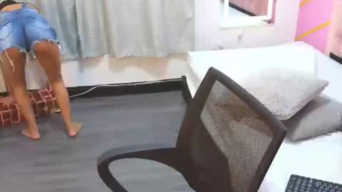 peneelopeecute online show from 15, 1, 2026