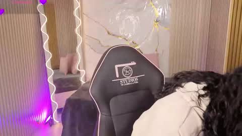 penelope online show from 16, 3, 2026