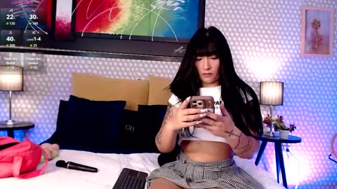 Penelope  Lets get to 100 hands up  online show from 17, 5, 2026
