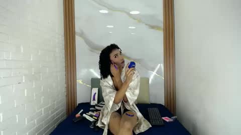 Penelopee Rouse online show from 10, 9, 2025