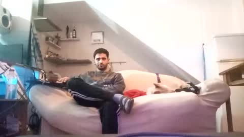 penesvoladores92 online show from 15, 2, 2026