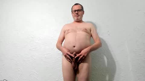 Vincent Howard online show from 3, 6, 2026