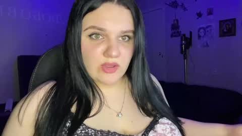 penny_perry online show from 7, 4, 2026