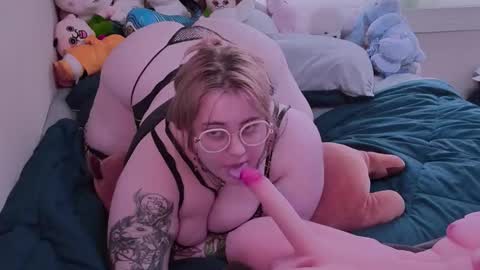 Snapshot of peppe_pimp chatting on 20, 9, 2025 Kim Byeoldae online show from 20, 9, 2025