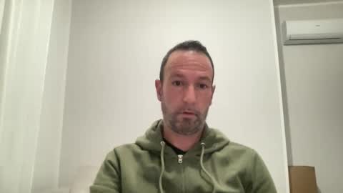 Snapshot of peppinslosqualo chatting on 20, 10, 2025 peppinslosqualo online show from 20, 10, 2025