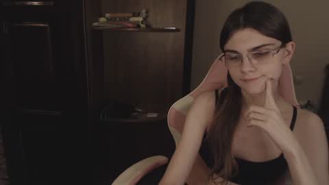 Farida online show from 1, 2, 2025