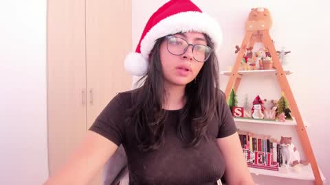 Sarah Ana Banana online show from 16, 12, 2024