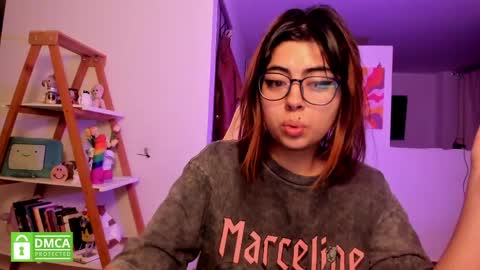 Snapshot of perfect__ana chatting on 5, 4, 2026 Sarah Ana Banana online show from 5, 4, 2026