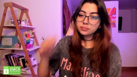 Snapshot of perfect__ana chatting on 6, 4, 2026 Sarah Ana Banana online show from 6, 4, 2026