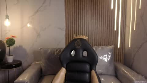 perla_lovely online show from 21, 5, 2026