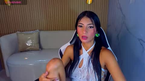 Snapshot of perla_moon_tx chatting on 2, 3, 2026 perla_moon_tx online show from 2, 3, 2026