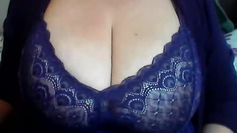 perlita070822 online show from 30, 7, 2026