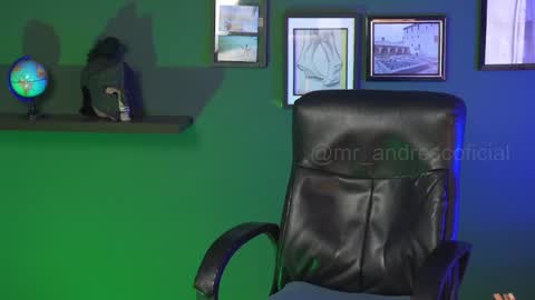 andres    online show from 24, 10, 2025