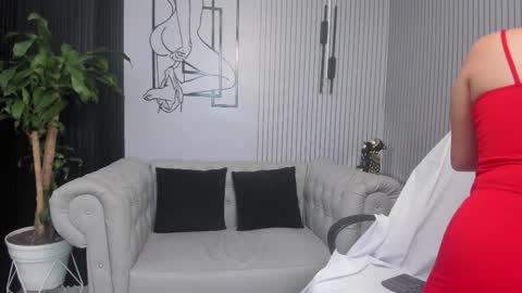 Mia online show from 10, 2, 2026