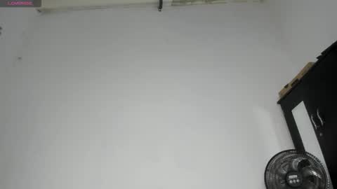 Snapshot of pervertt_mommy chatting on 3, 3, 2026 Alexandra online show from 3, 3, 2026