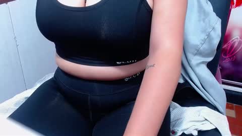  Nicole   online show from 26, 1, 2025