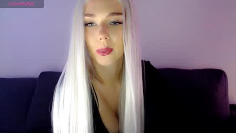 Isabella online show from 29, 12, 2024