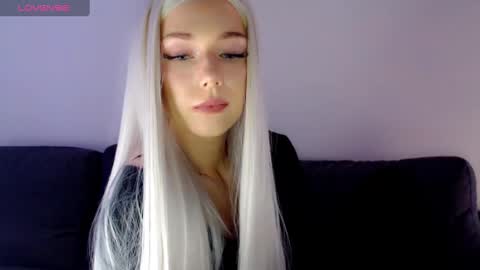 Isabella online show from 3, 1, 2025
