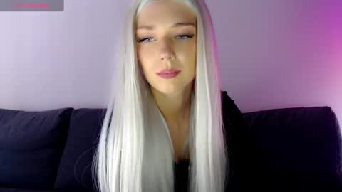 Isabella online show from 18, 2, 2025