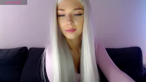 Isabella online show from 21, 2, 2025