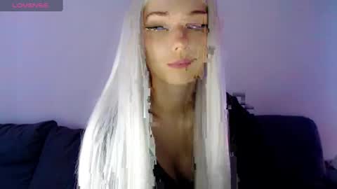Isabella online show from 27, 2, 2025