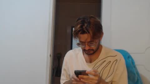 Snapshot of peter_x_annaud chatting on 6, 10, 2025 FELIPE online show from 6, 10, 2025