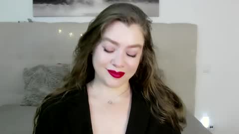 Peters Emily online show from 9, 1, 2025