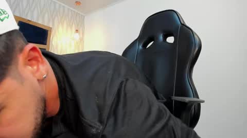 PETES EVANS new account online show from 22, 2, 2025