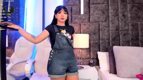 Snapshot of petit_rosseowo chatting on 7, 1, 2025 Im Rosse but u can call me Rossie or Rosita . online show from 7, 1, 2025