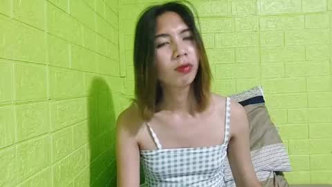 Yuriee online show from 11, 1, 2025