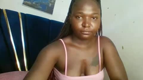 petite_shan online show from 16, 4, 2026