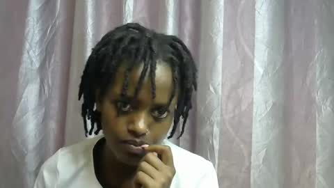 petite_star2 online show from 12, 1, 2026