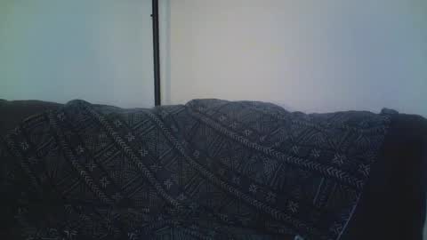 petite treat  online show from 4, 12, 2024