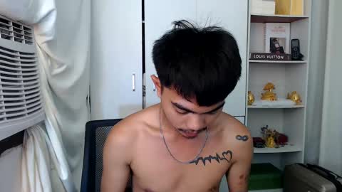 Snapshot of petiteasianx chatting on 12, 2, 2025 Vrin online show from 12, 2, 2025