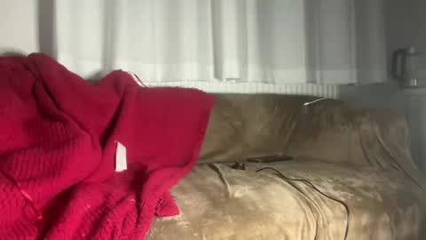 PetiteCurves online show from 18, 2, 2026