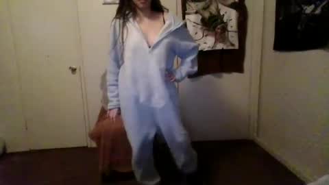 Petitedoll30 online show from 13, 1, 2025