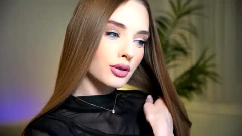 Petitegonwiild online show from 21, 11, 2025