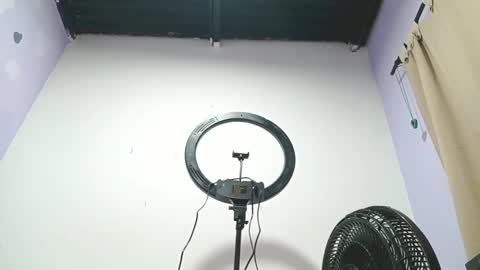 danna online show from 26, 1, 2025