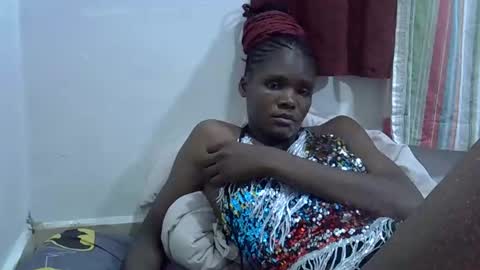 Snapshot of petiteslim2 chatting on 14, 4, 2026 petiteslim2 online show from 14, 4, 2026