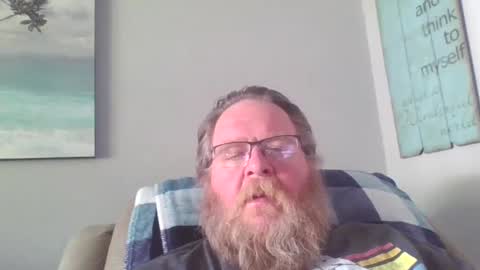 Snapshot of petman1968 chatting on 12, 9, 2025 petman1968 online show from 12, 9, 2025