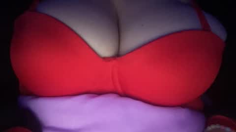 Snapshot of peular chatting on 2, 2, 2026 peular online show from 2, 2, 2026