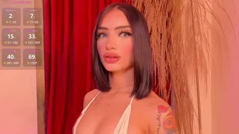 Snapshot of peytonreeds chatting on 25, 11, 2025 Pet Rees online show from 25, 11, 2025