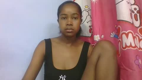 Snapshot of phania185885 chatting on 19, 4, 2026 phania185885 online show from 19, 4, 2026