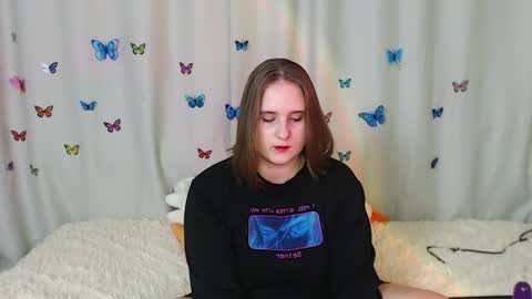 Snapshot of phantommira chatting on 5, 2, 2025 phantommira online show from 5, 2, 2025