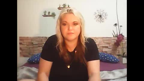 phatpcat73 online show from 17, 4, 2026